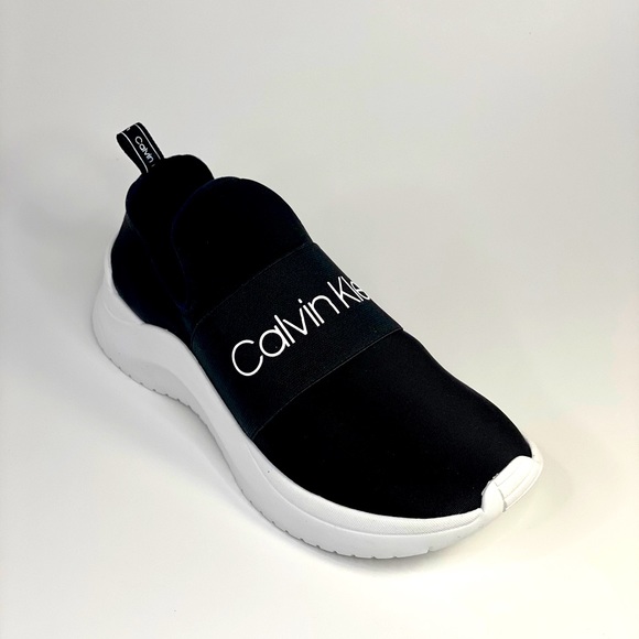 Shoes - Women’s sneakers